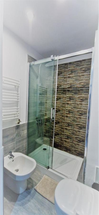 Old Town Apartment Bukares Bagian luar foto