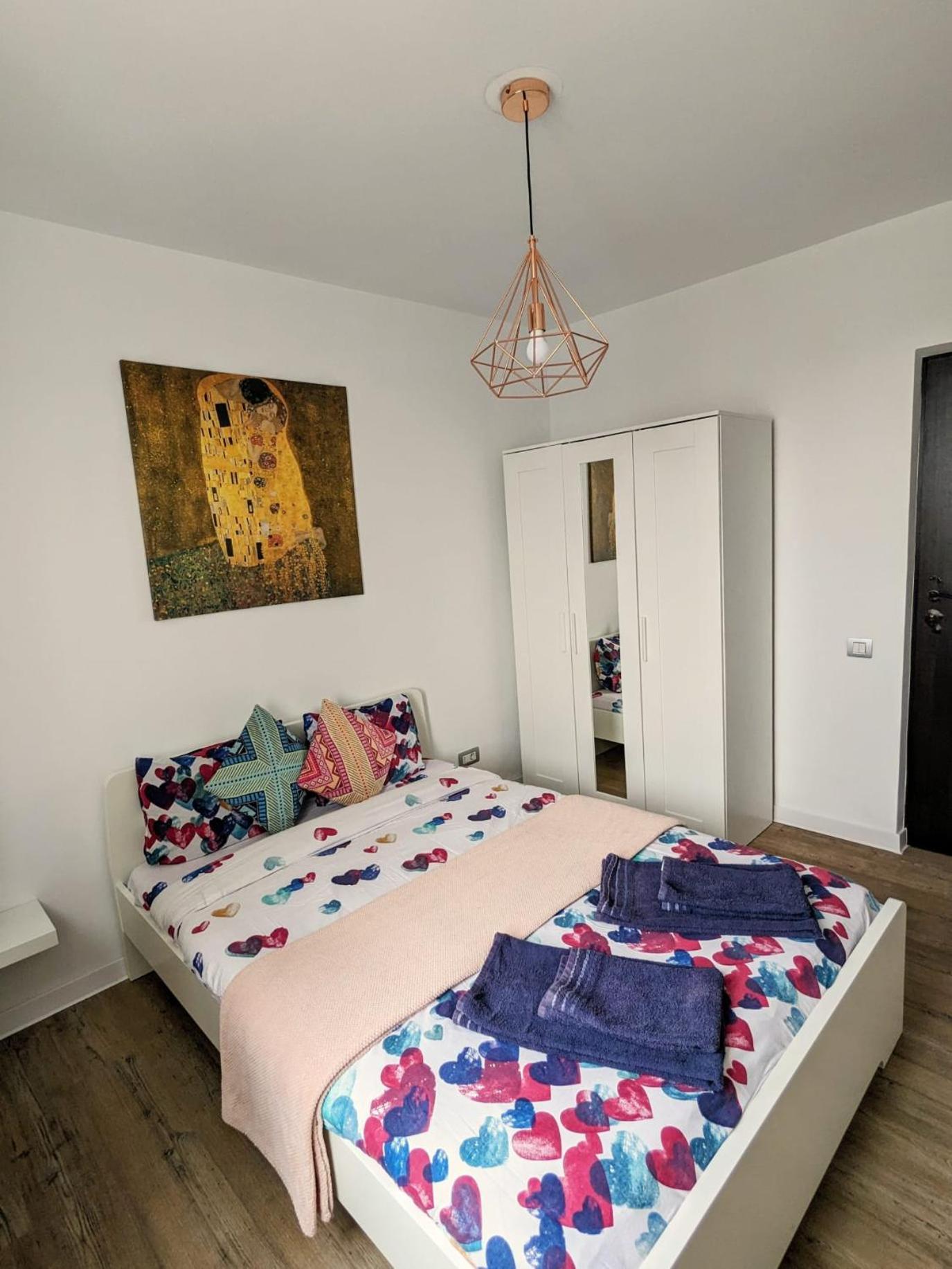 Old Town Apartment Bukares Bagian luar foto