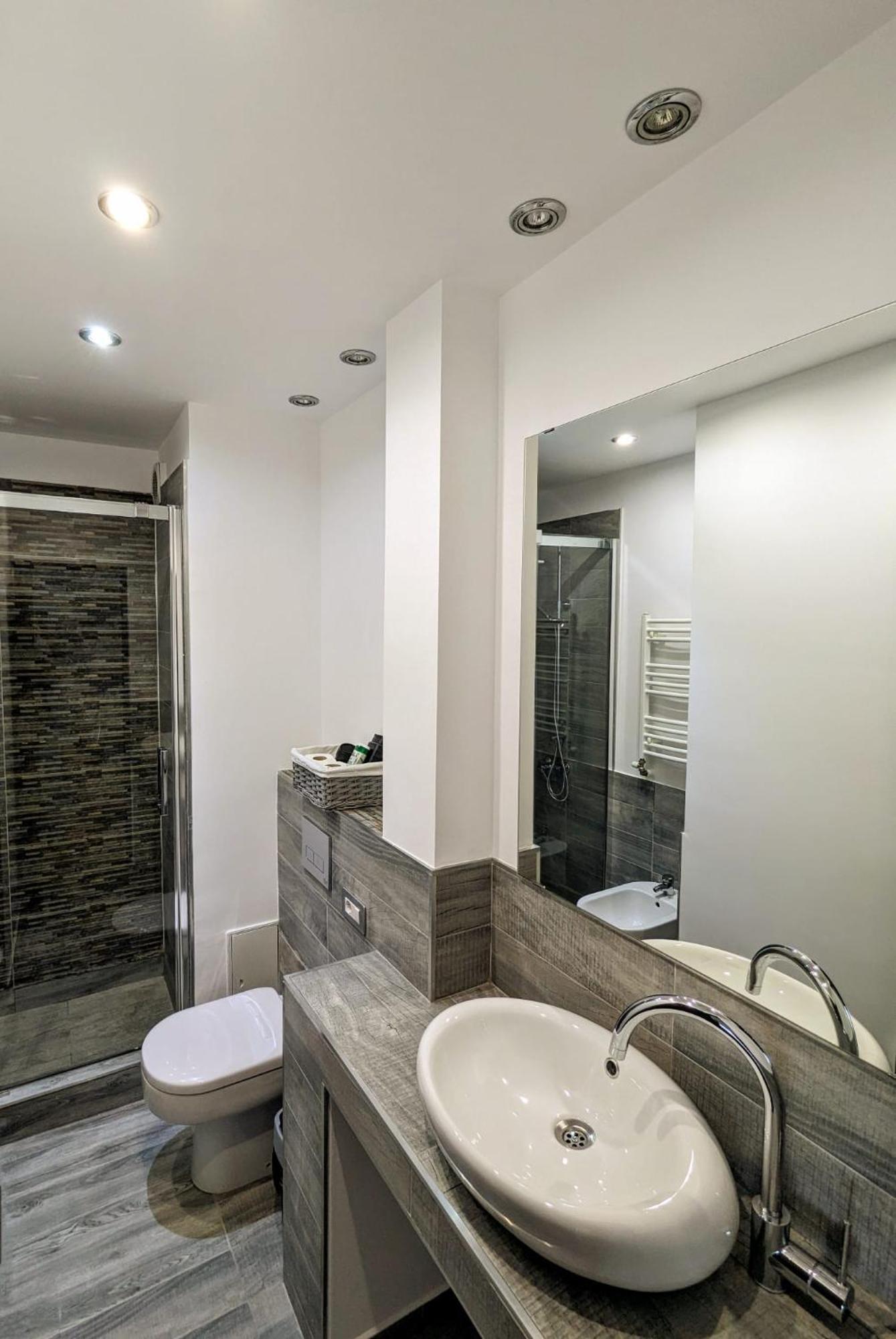 Old Town Apartment Bukares Bagian luar foto