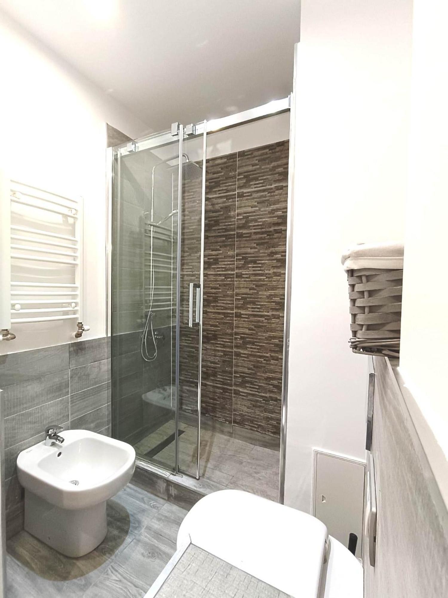 Old Town Apartment Bukares Bagian luar foto