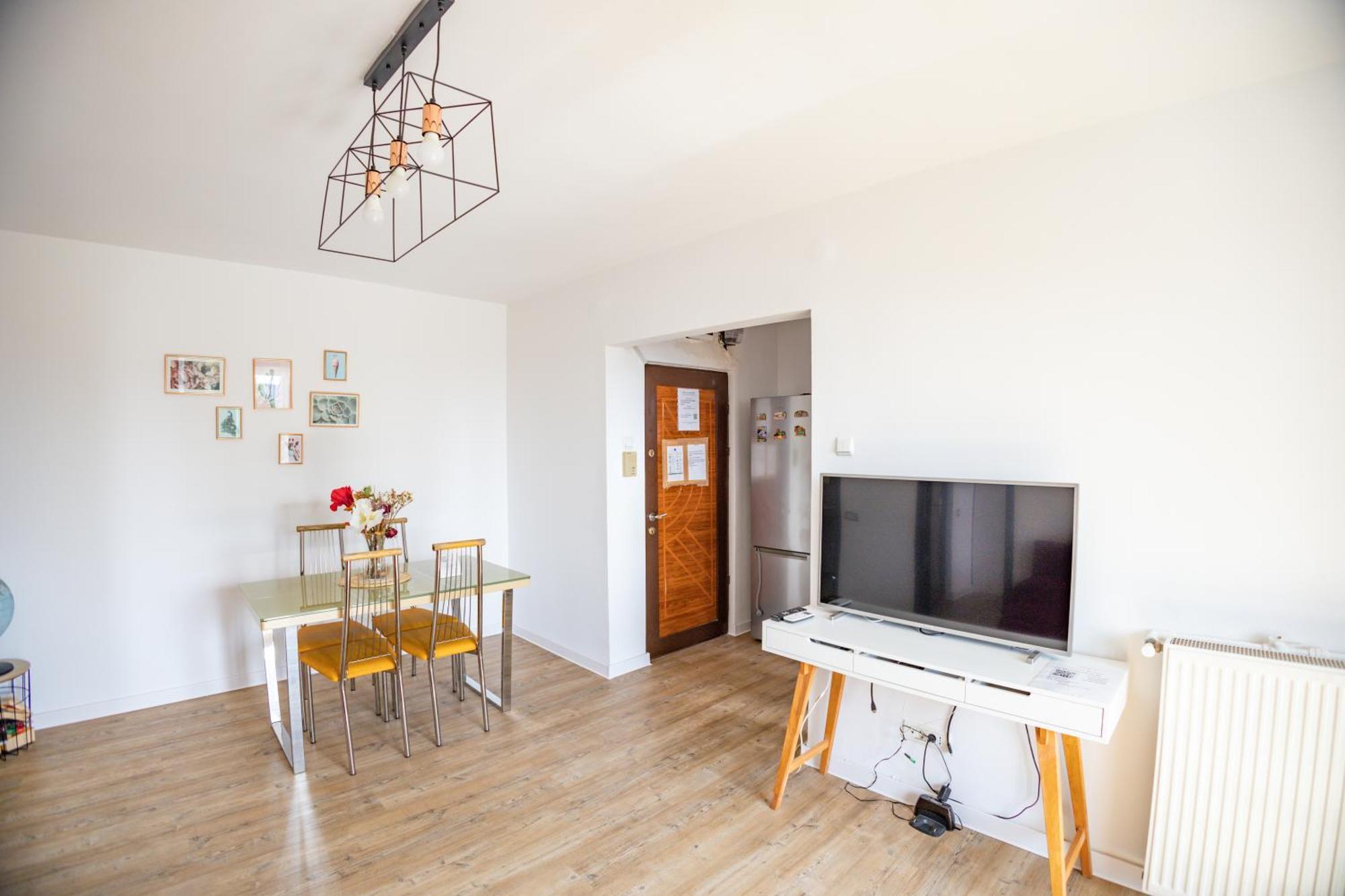 Old Town Apartment Bukares Bagian luar foto
