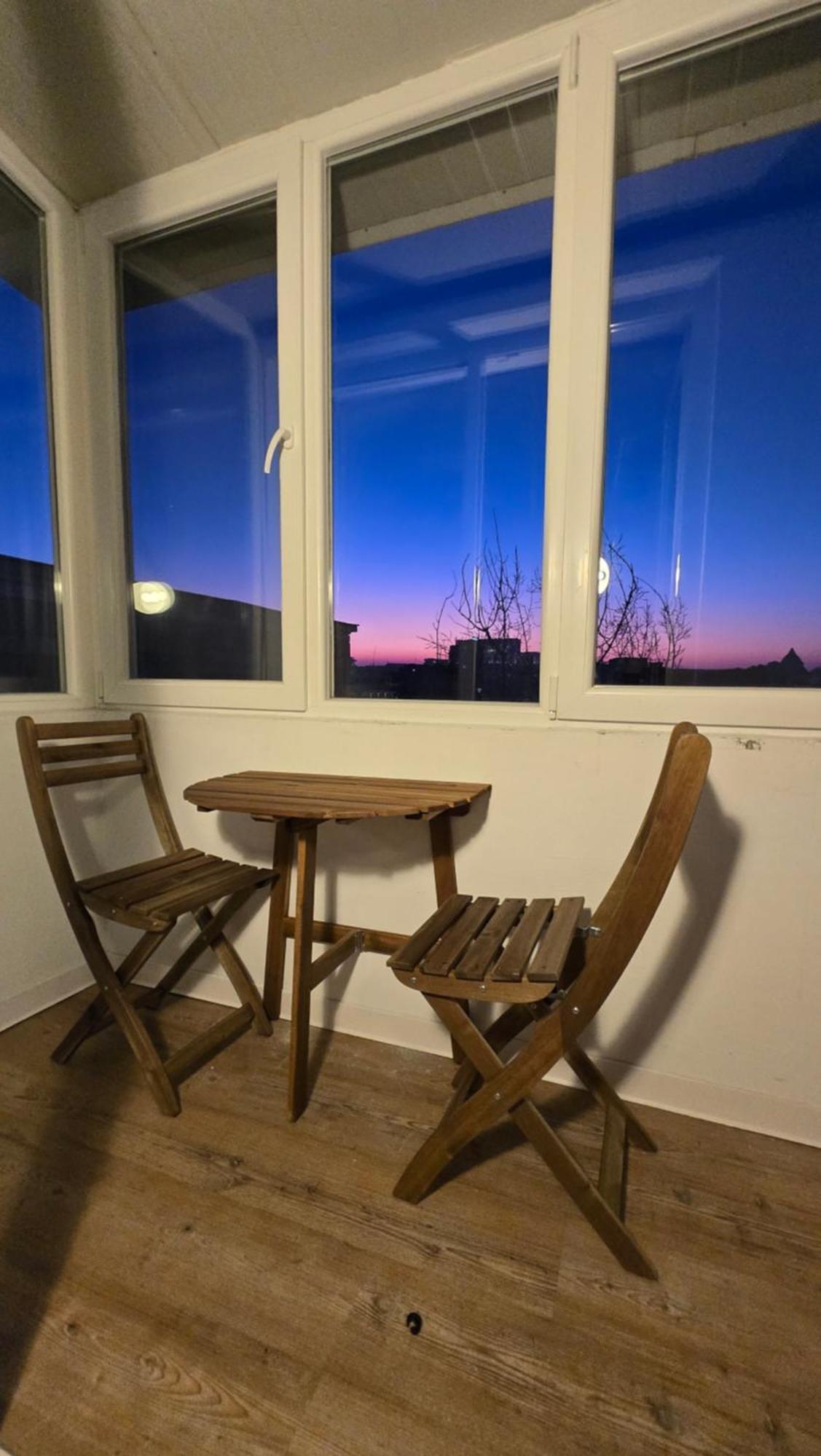Old Town Apartment Bukares Bagian luar foto